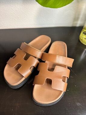 TOP Moda Tan Slide Sandals